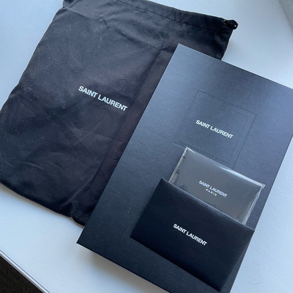 Brand new YSL clutch, bought from Yorkdale Toronto in 2020 - Picture 8 of 8